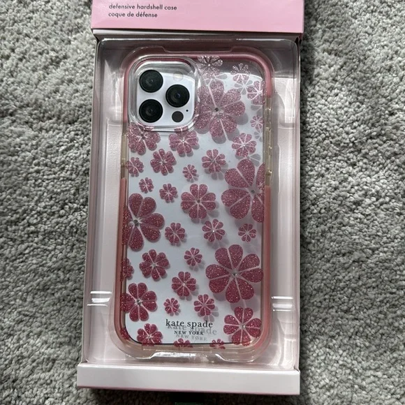 Kate Spade iPhone 12 Pro Max Case - Picture 3 of 7
